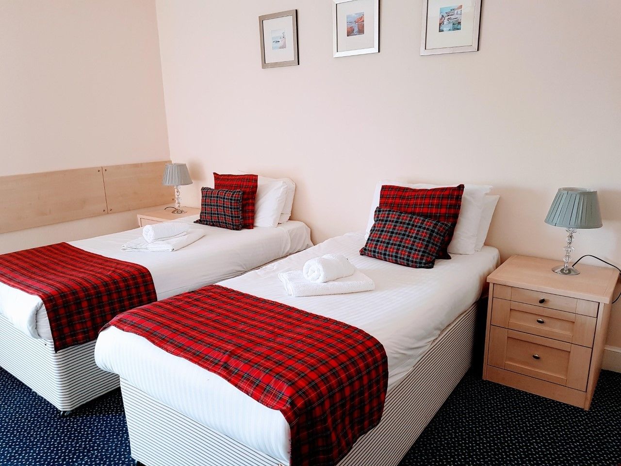 double or twin room | free wifi, bed sheets