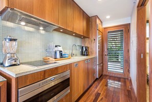 Fridge, microwave, dishwasher, coffee/tea maker