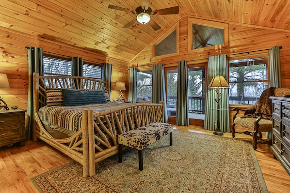 3 bedrooms, iron/ironing board, travel cot, WiFi