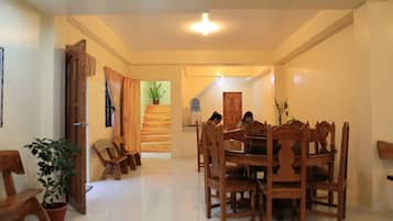 Daily full breakfast (PHP 200 per person)