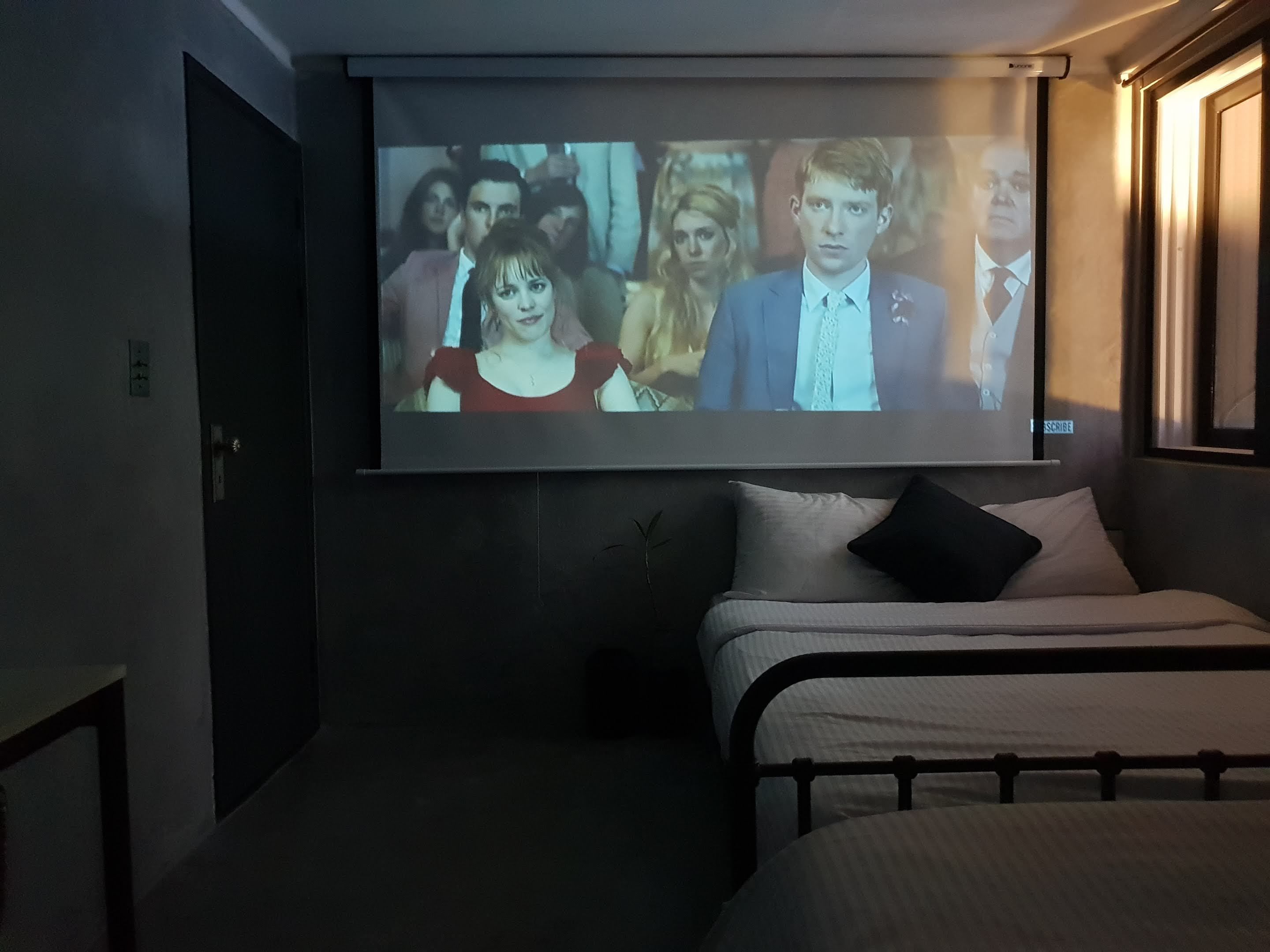room random assignment (4 person room) | television