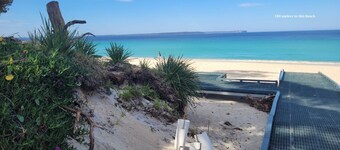 Seachange - Vincentia - Fantastic water views and outdoor entertaining  - FREE WIFI, Pet Friendly