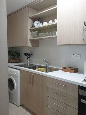 Fridge, oven, stovetop, coffee/tea maker - Home Sweet Home holiday house (Paphos)