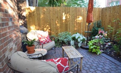 Lux 4BR House-Mins to DC-Free Parking 