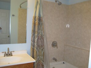 Bathtub - Beachfront Condo (Wildwood)