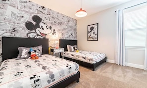 8 quartos, ferros/tábuas de passar roupa, Wi-Fi, roupa de cama