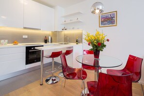 Apartment, 1 Bedroom (City center, Garage, Lift) | Private kitchen | Fridge, oven, stovetop, dishwasher - Apartment Vjera (Split)