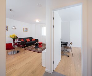 Apartment, 1 Bedroom (City center, Garage, Lift) | Living area | Flat-screen TV - Apartment Vjera (Split)