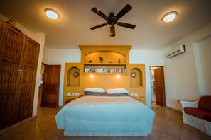 2 bedrooms, in-room safe, WiFi, bed sheets