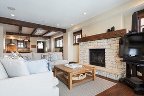 TV, fireplace, DVD player