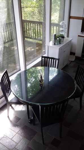Dining - RockinC Cabin. Private cabin in the tall trees. On a120 acre farm. (Owenton)