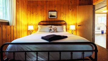 2 bedrooms, WiFi, bed sheets, wheelchair access