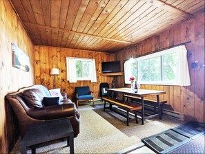 Interior - Amenities & Resort Access Included, Cabin 12 (Phelps)