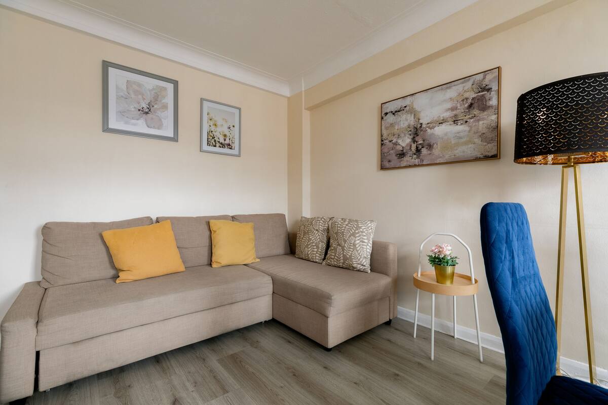 Family Apartment, Ensuite | Lounge