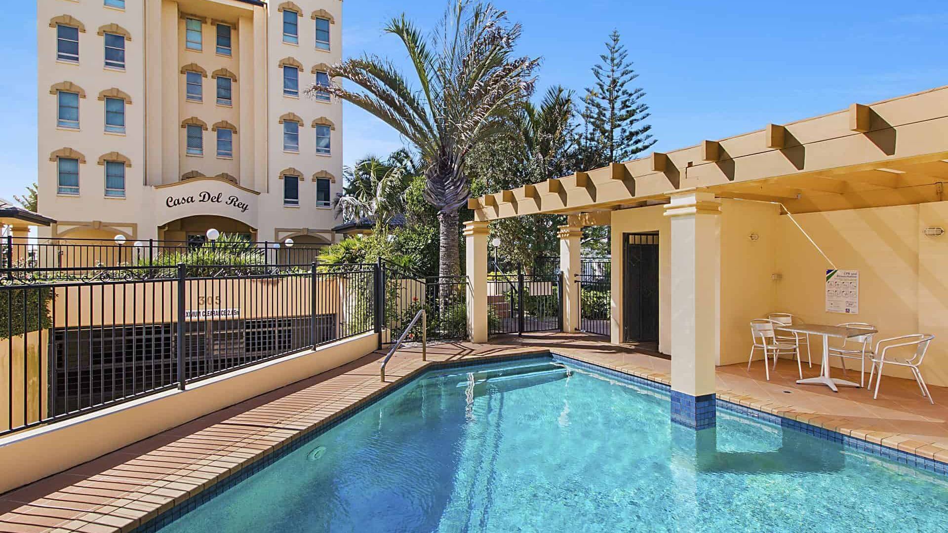 Casa Del Rey 4 - Absolute Beachfront Bilinga - Min 3. Night Stay! — image 3
