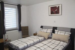 Chambre Confort (2 - Shared Kitchen and Lounge)