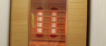 蘭德豪斯內提斯旅館