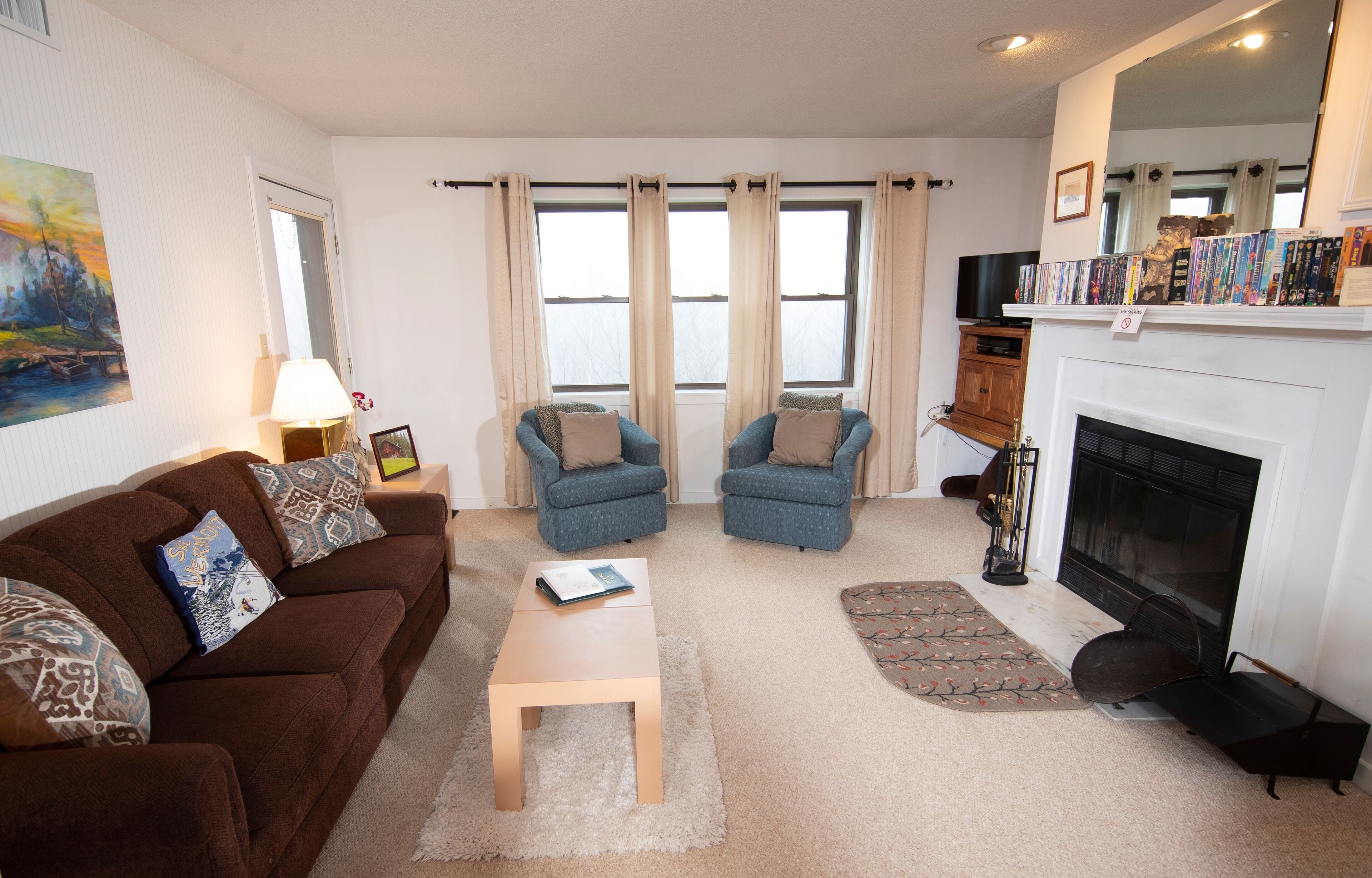 Spacious Winterplace 2 Br Condo- Okemo by RedAwning