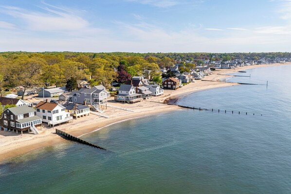 Aan het strand, parasols
