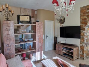 Smart TV, books