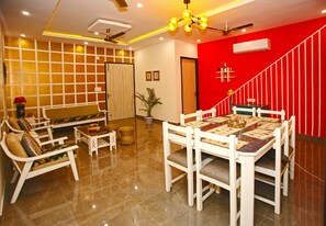 Interior - Eden Villa is a fantastic place to chillout, celebrate and be on a vacation. (Chandigarh)