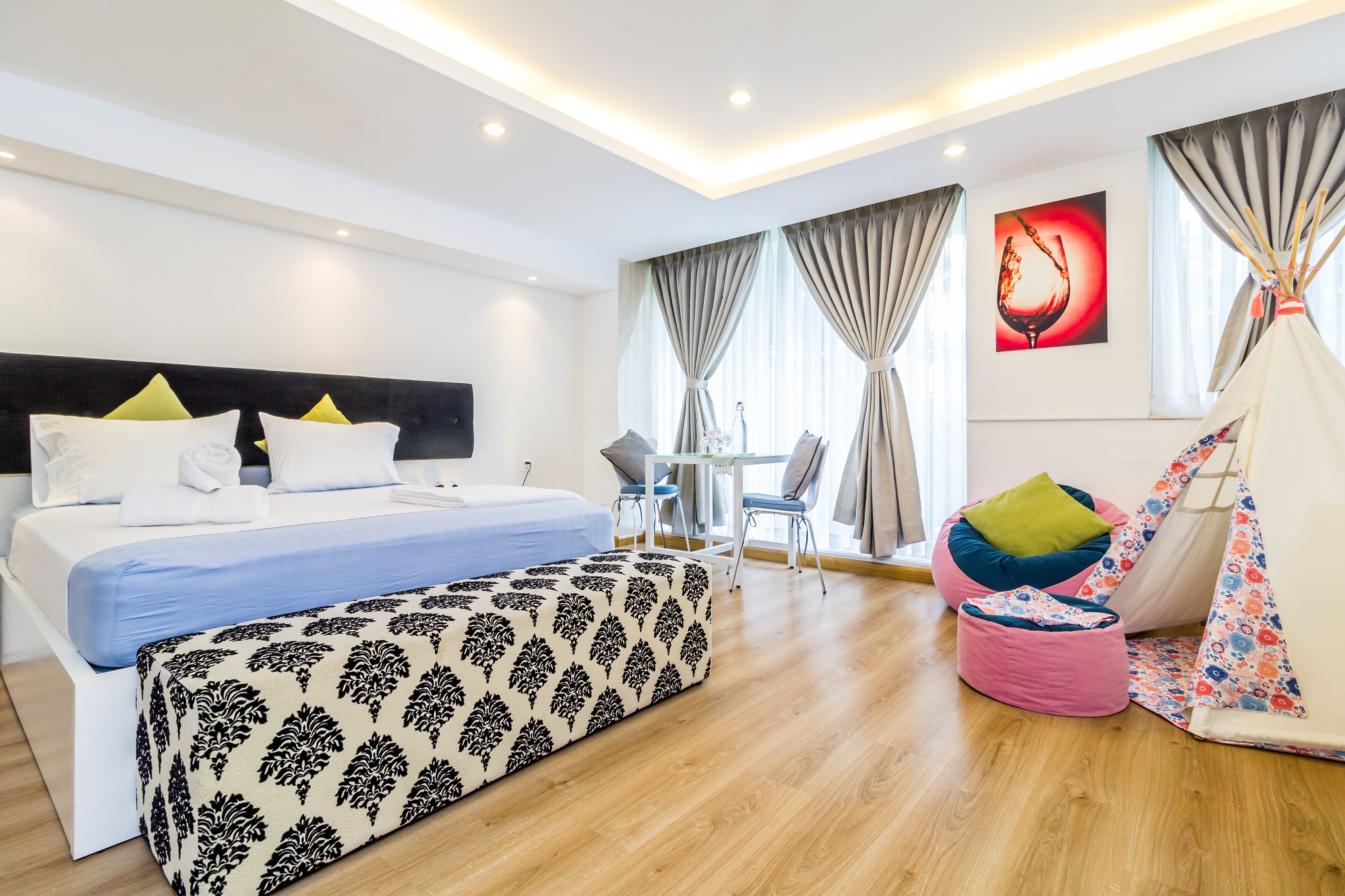 Fer et planche à repasser, Wi-Fi, draps fournis