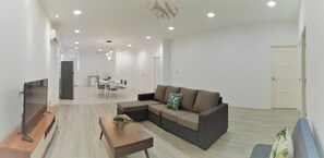 Living room - Grace Homestay Guesthouse (Tawau)