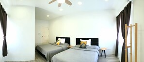 Down comforters, blackout drapes, iron/ironing board, free WiFi - Grace Homestay Guesthouse (Tawau)