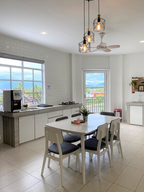 Shared fridge - Grace Homestay Guesthouse (Tawau)