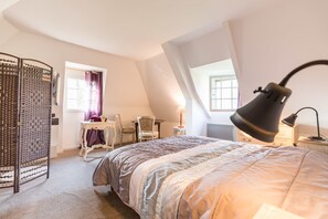 Lits bébé (gratuits), Wi-Fi gratuit, draps fournis