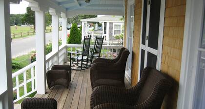Original Pratt House built in 1866 with Ocean View of the Inkwell beach.