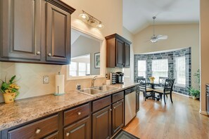 Fridge, microwave, stovetop, dishwasher - 11 Mi to Greensboro: Family Home w/ Hot Tub (Browns Summit)