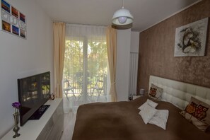 1 bedroom, iron/ironing board, free WiFi, bed sheets