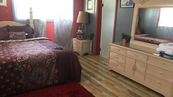 1 bedroom, iron/ironing board, free WiFi, bed sheets