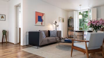 Smart-TV, Bücher