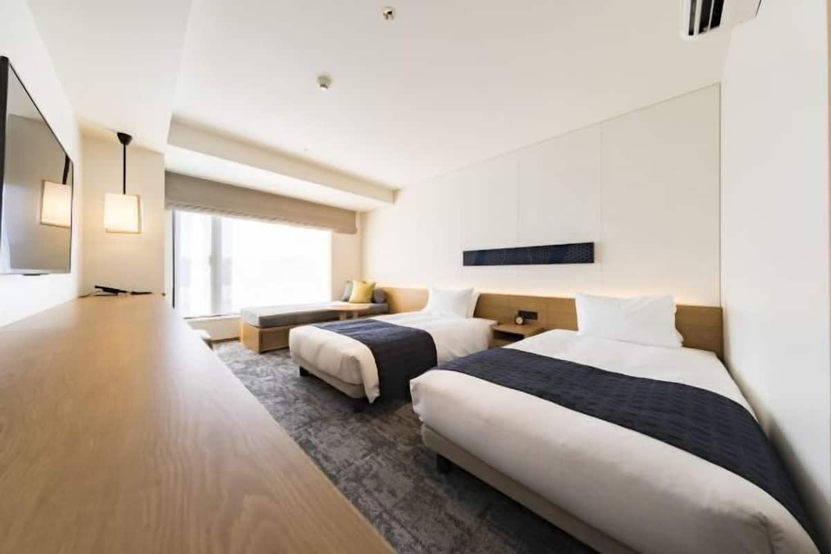 In-room safe, blackout drapes, iron/ironing board, free WiFi