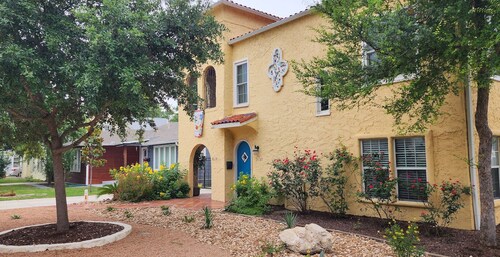 Geräumig (2/1, 1100 sqf) - 5-15 Minuten zum Flughafen, in die Innenstadt, SeaWorld, etc.