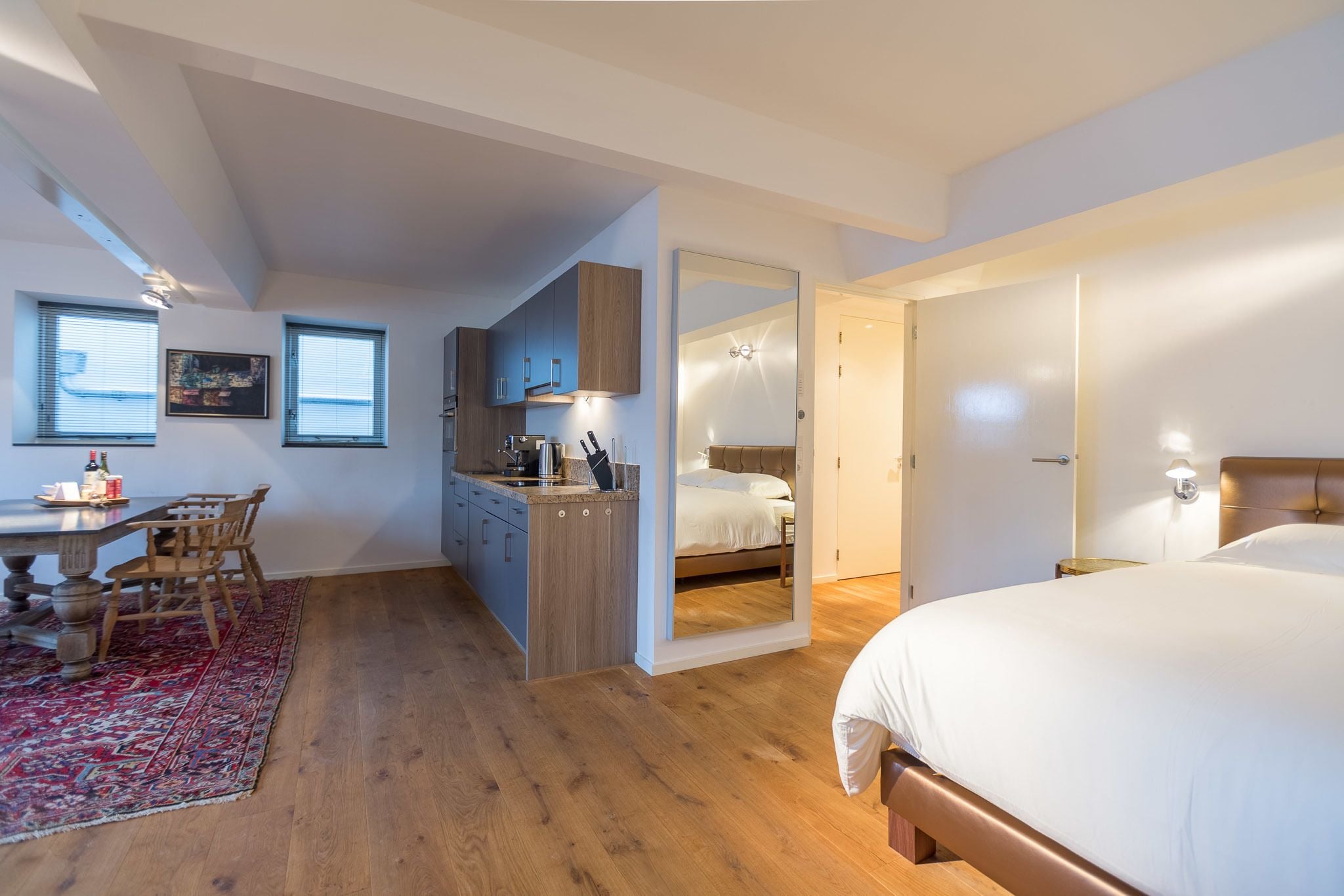 Egyptian cotton sheets, premium bedding, in-room safe