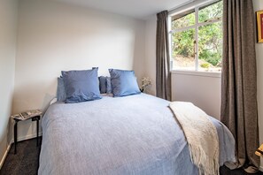 3 habitaciones, tabla de planchar con plancha y wifi 