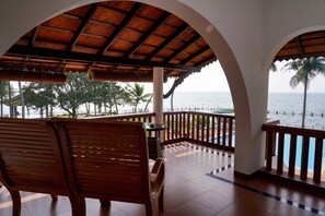 Ropa de cama hipoalergénica y artículos del minibar gratis 