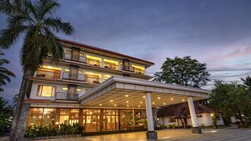 Bagian depan properti