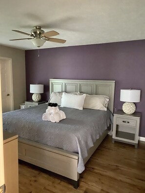 3 bedrooms, desk, free WiFi, bed sheets - Sunset on 17 at TrueBlue (Pawleys Island)