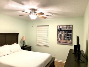 3 habitaciones, escritorio, wifi gratis y ropa de cama