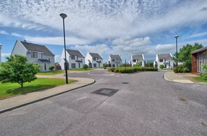Exterior - Lough Currane Holiday Homes (Waterville)