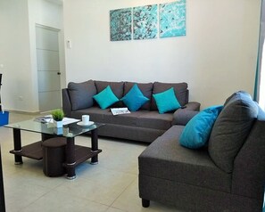 TV - *HERMOSO DEPARTAMENTO* 10 MIN DE LA PLAYA DE PUERTO MORELOS | PISCINA | 4 PER (PUERTO MORELOS)