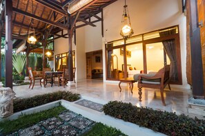 Restauration extérieure