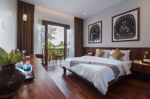 3 bedrooms, in-room safe, iron/ironing board, free WiFi - Villa with pool view-06pax (siem Reap)