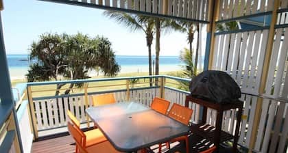 Beach Front Villa 38