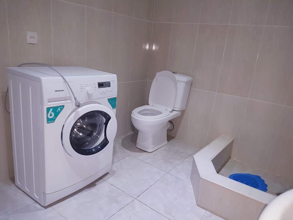 Hair dryer, towels