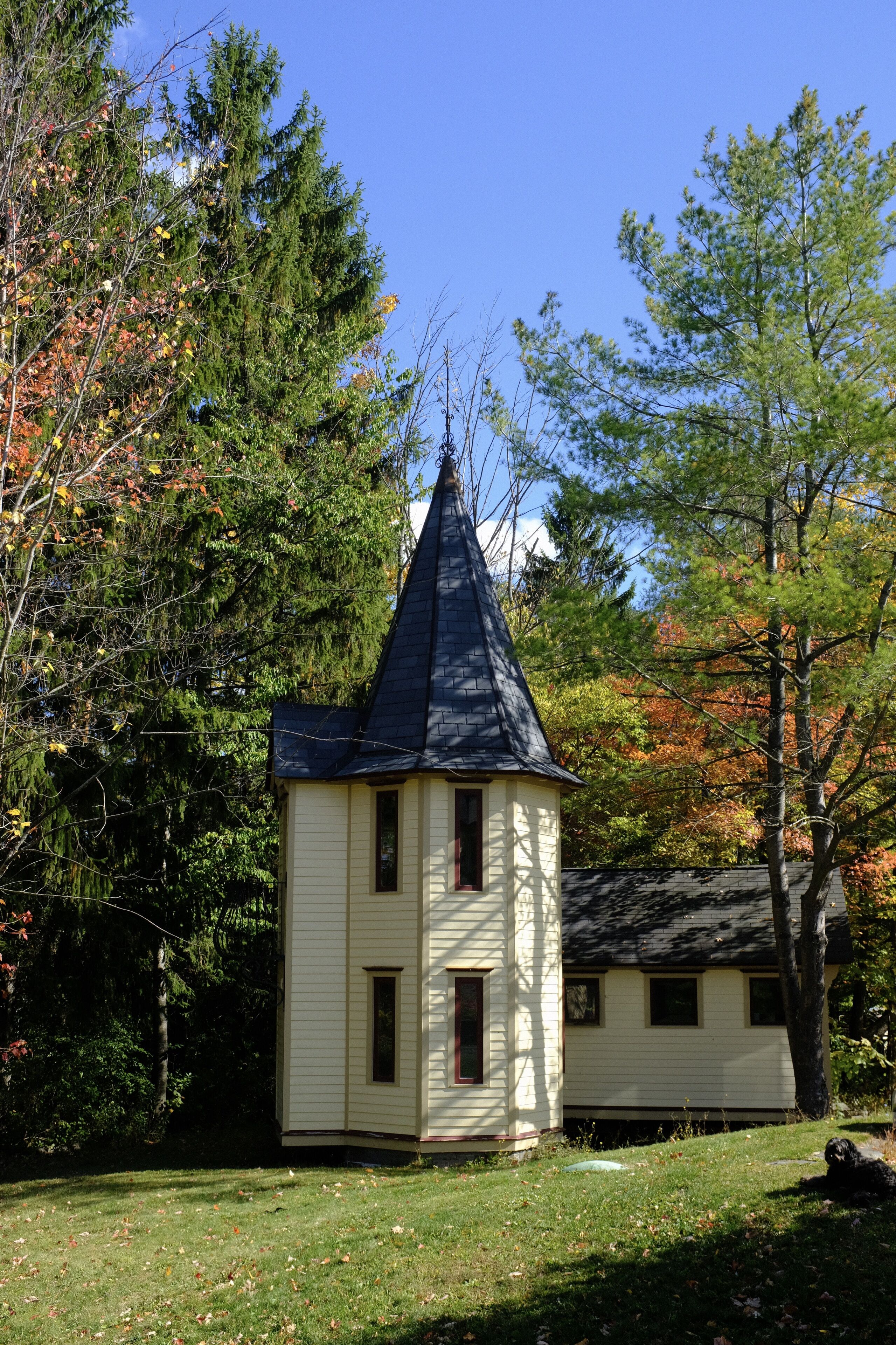 Idyllic Tower Cottage